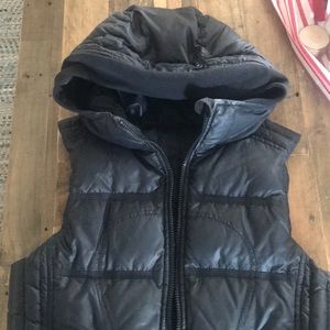 Lululemon vest